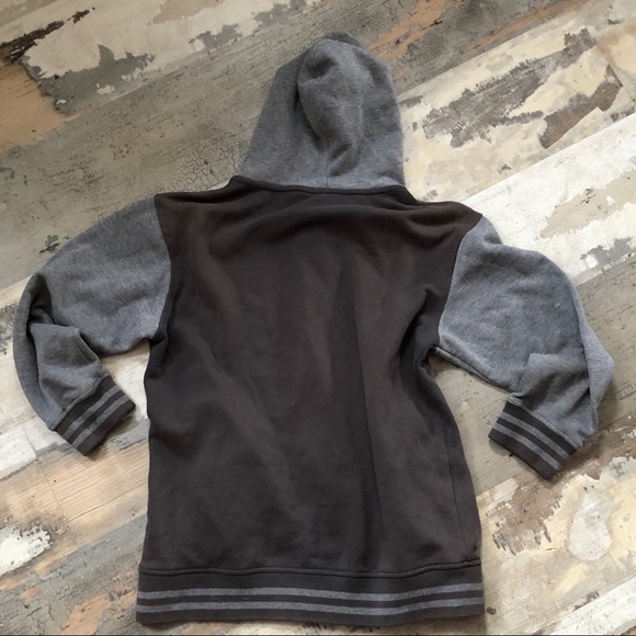 🦚3 for $10🦚 Boys snap up hoodie - Picture 4 of 4